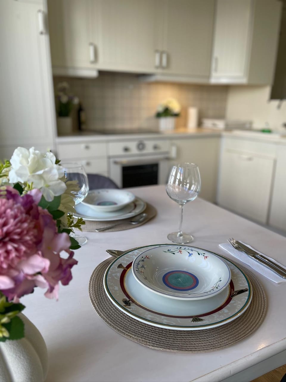 Kitchen or kitchenette, Dining area, dishwasher