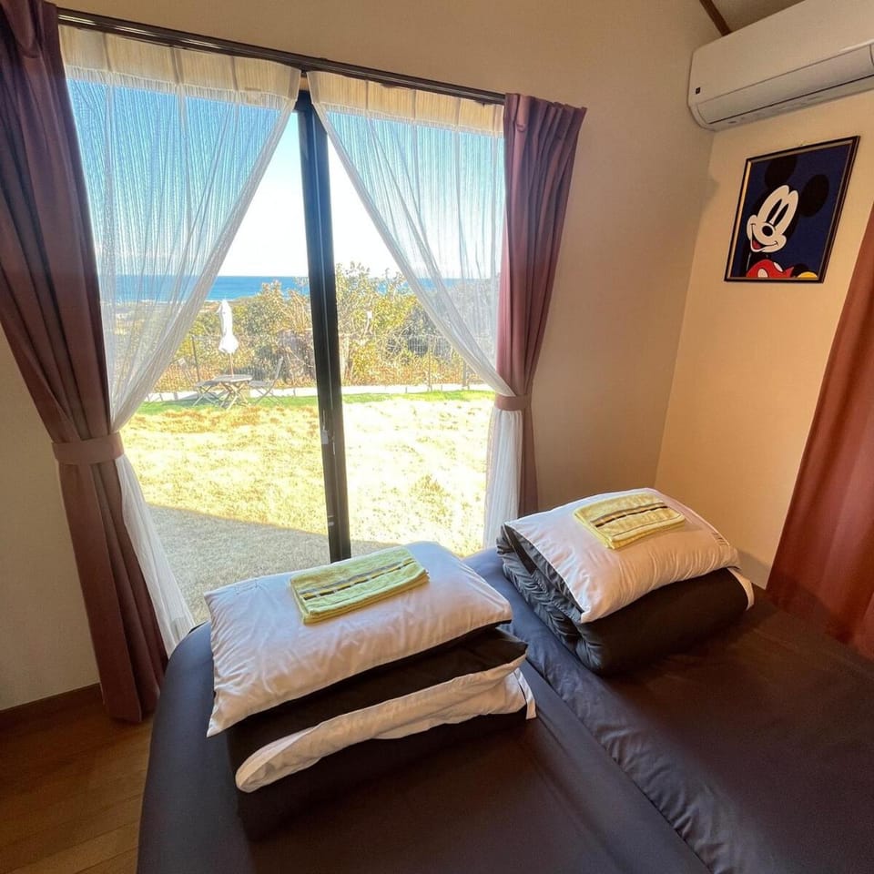 Pet-friendly, entire house rental on Shikashima! 100-tsubo dog run and ocean view Apartment in Japan