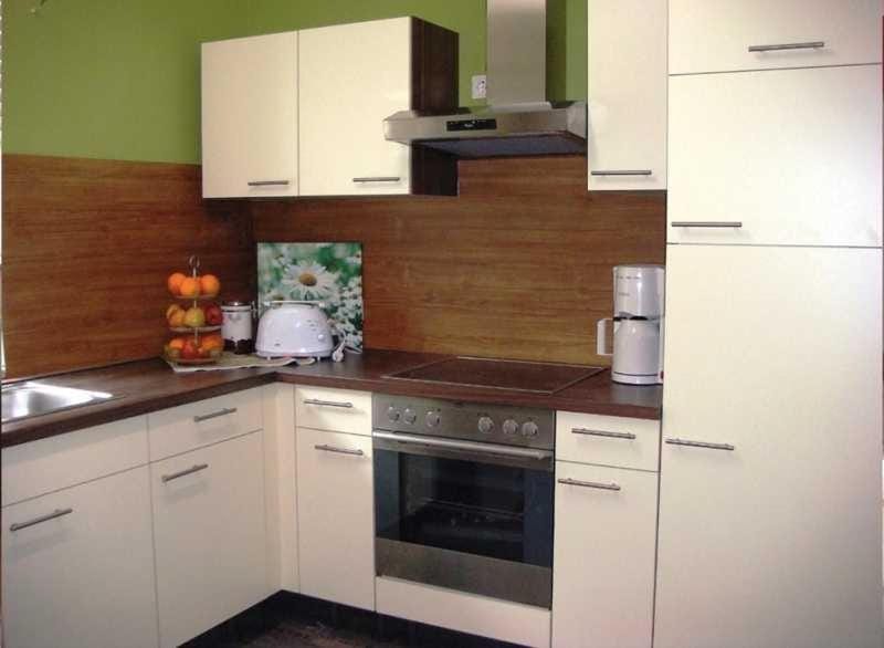 Kitchen or kitchenette, pet friendly, stove