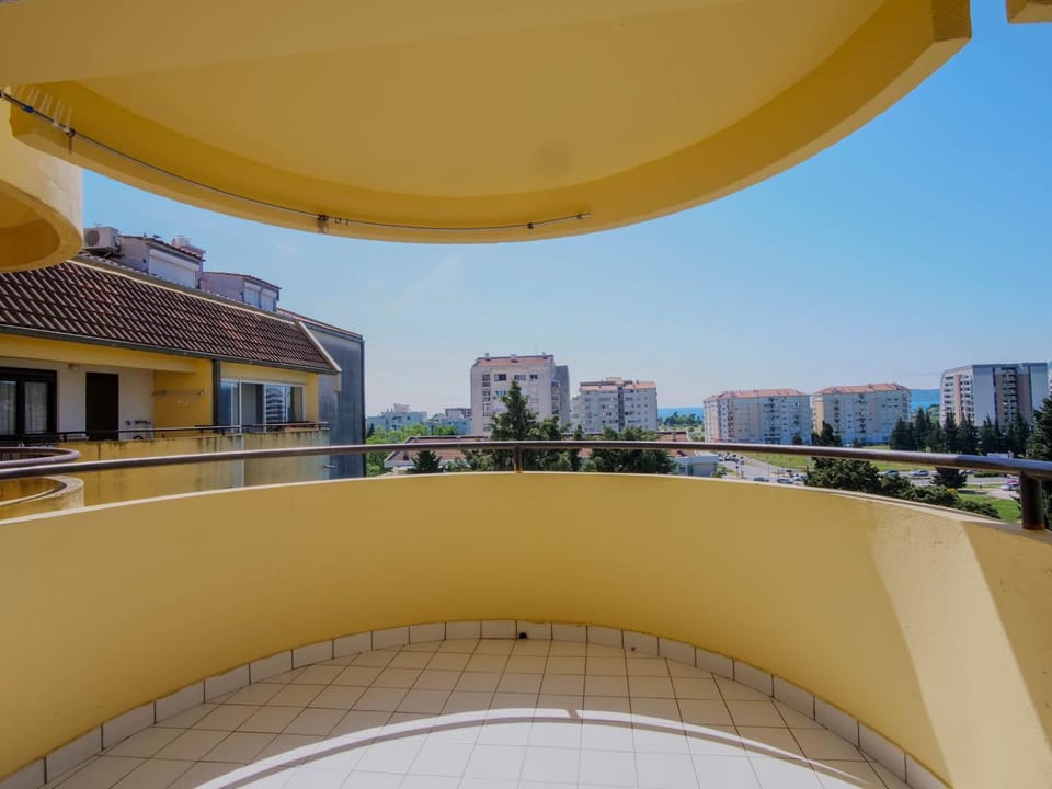 View (from property/room), Balcony/Terrace, Balcony/Terrace, City view