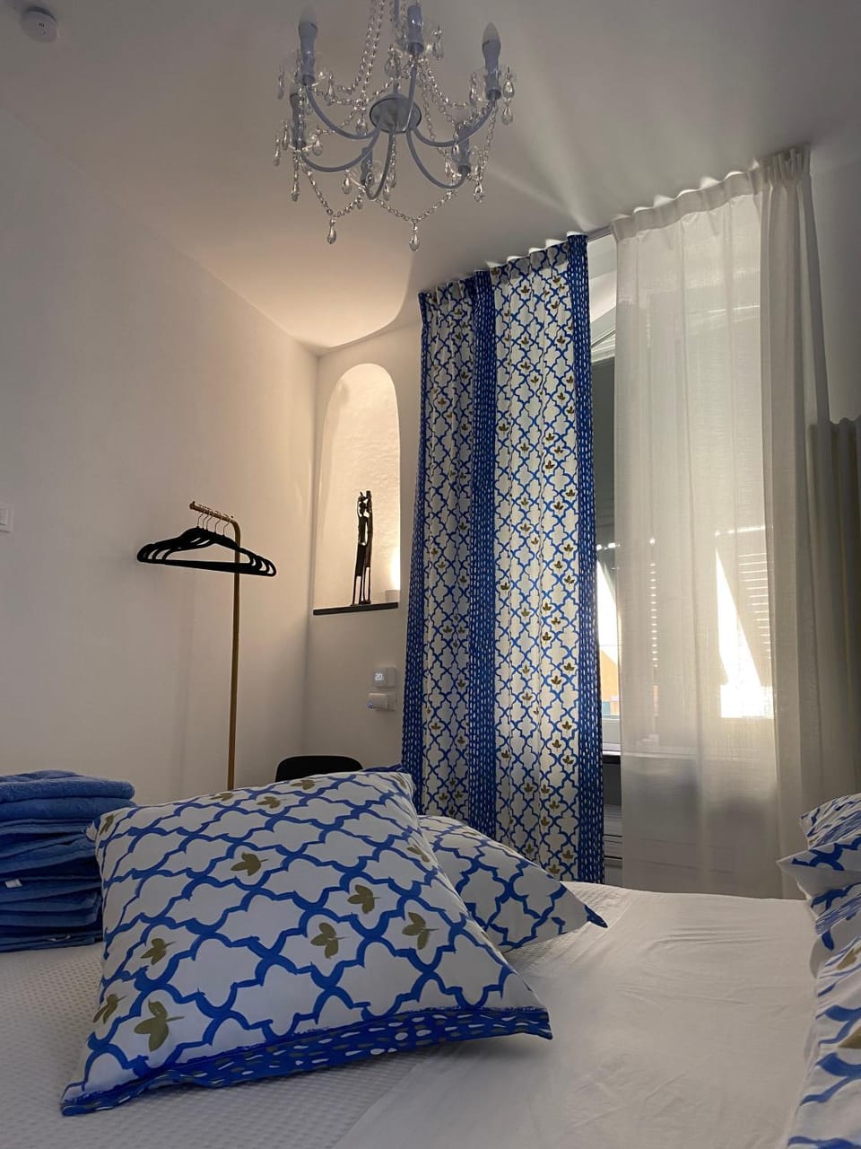Living room, Bedroom