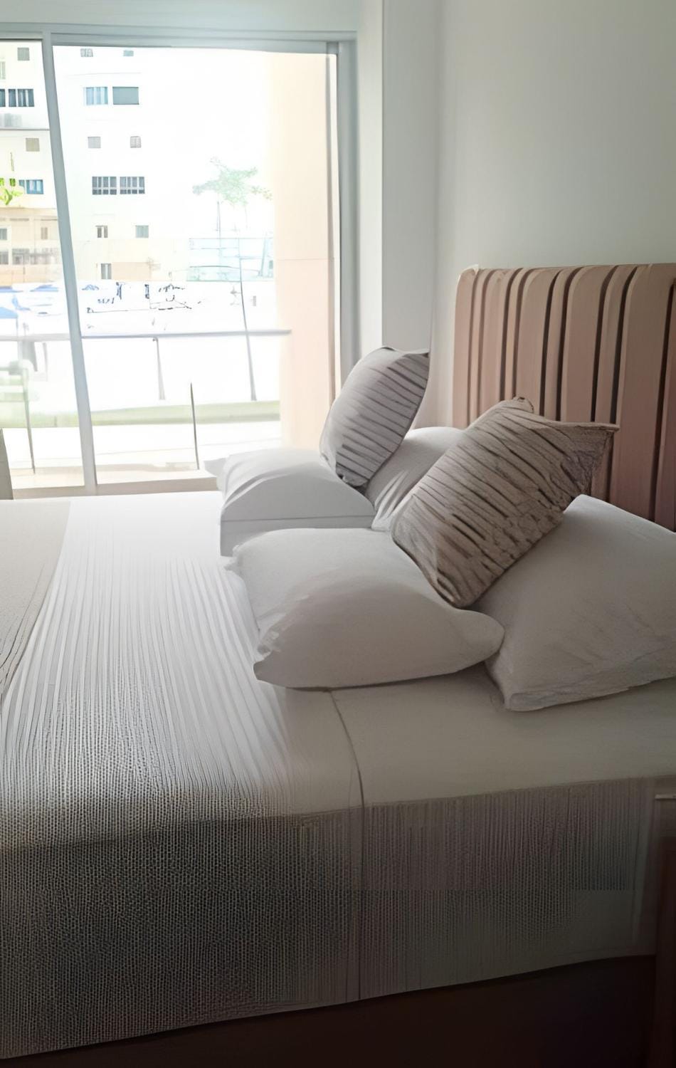 Spectacular View & King Bed – Baia Kristal Apartment in Bolivar