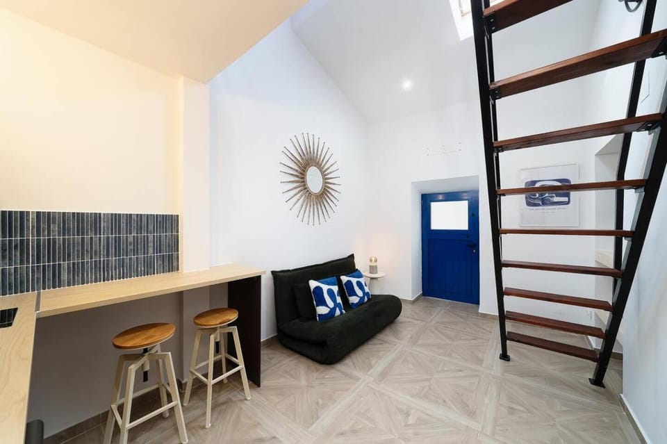 Casa Michelle Charming Hideaway Algarve Beaches House in Portimao