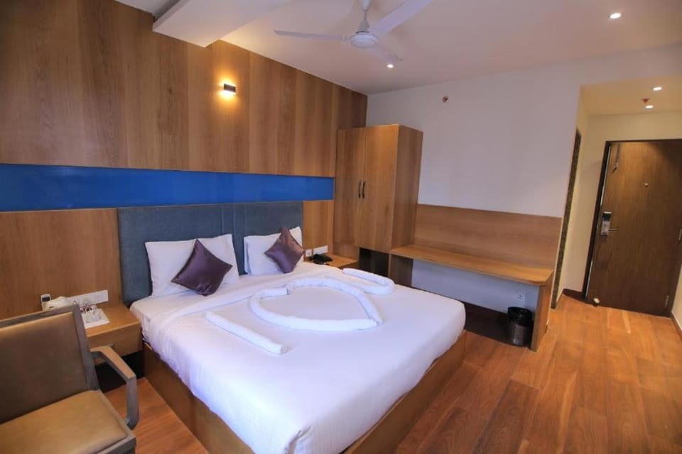Mumbai House Express Udaipur Hotel in Udaipur