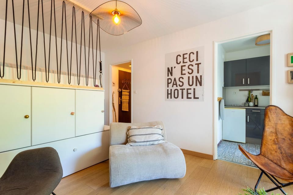 Chez Stéphanie De - Superbe studio design en centre ville avec piscine Apartment in La Grande-Motte