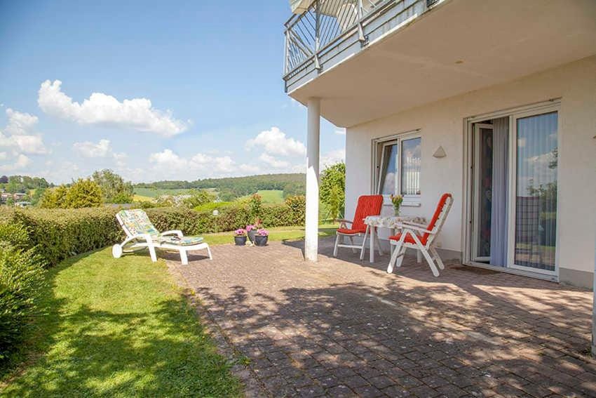 Property building, View (from property/room), Balcony/Terrace