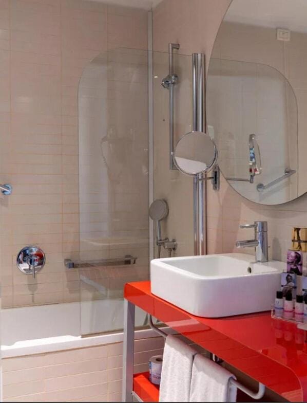 Shower, Bathroom, Bath