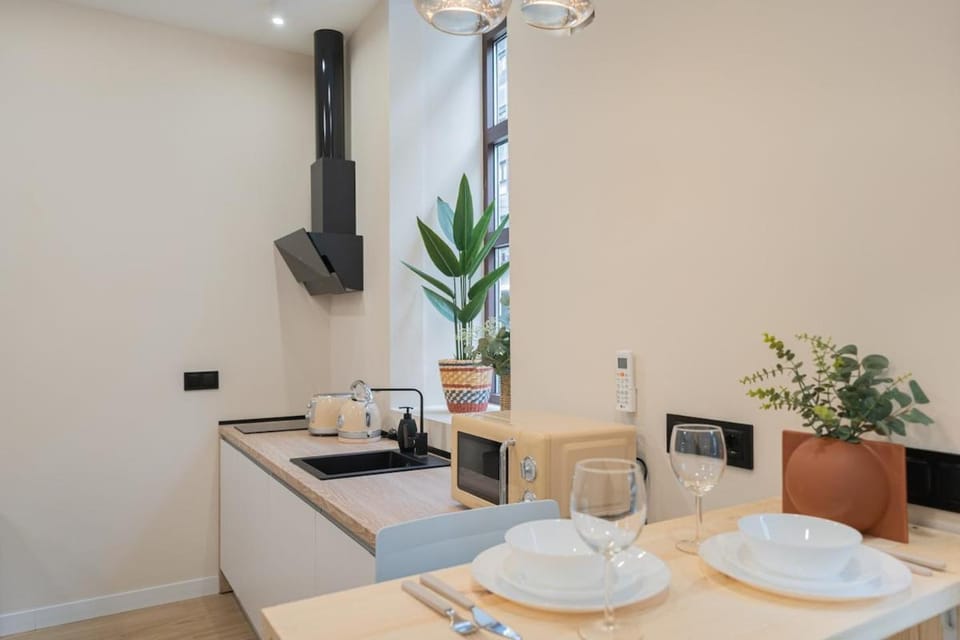 Coffee/tea facilities, Kitchen or kitchenette