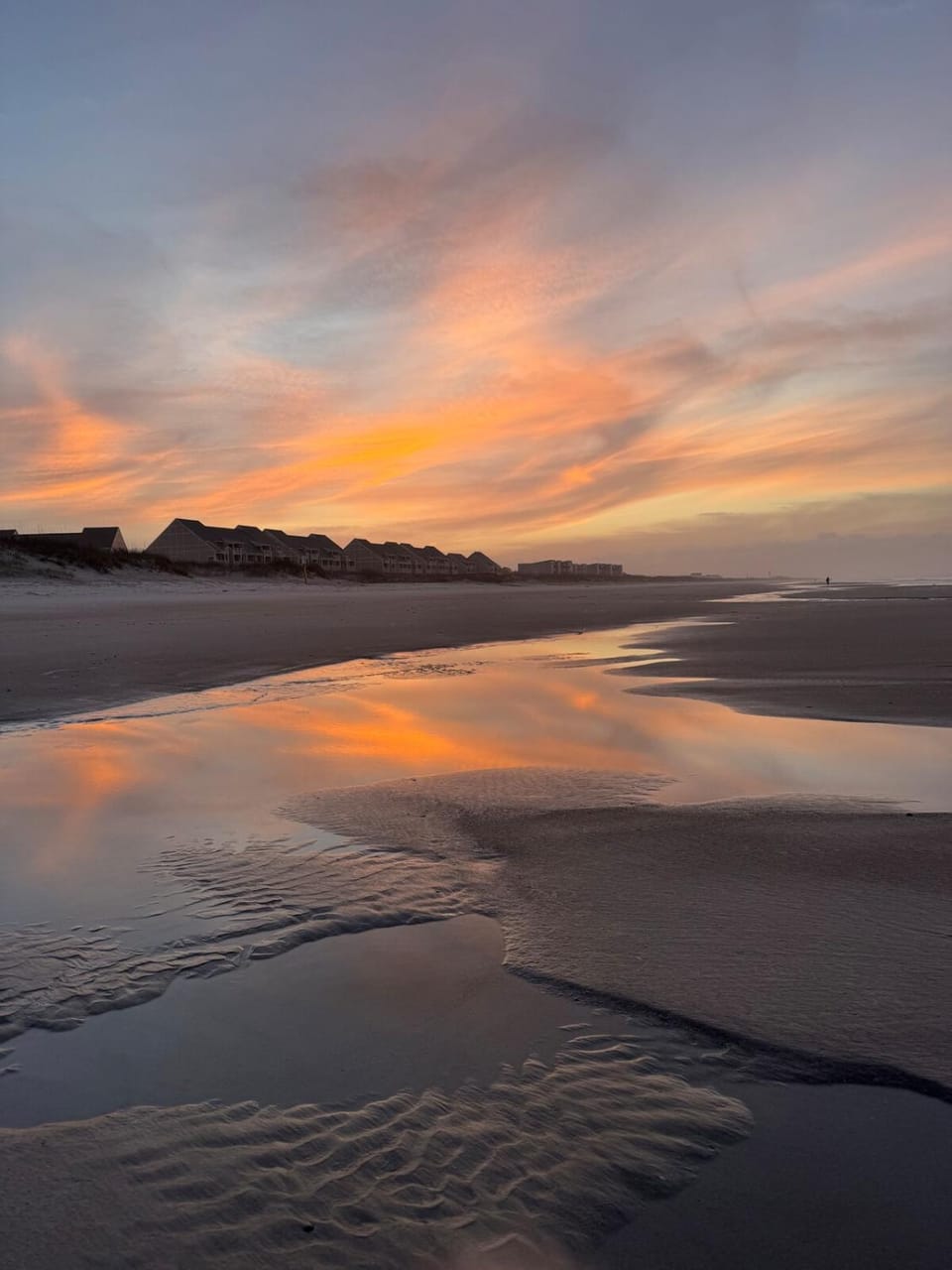 Pet Friendly Cottage 5 Min Walk to Beach House in Oak Island