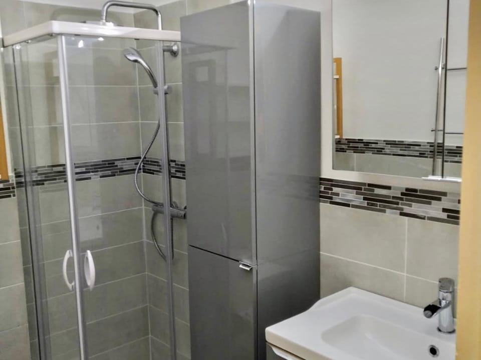 Studio central La Grande Motte avec jardin et parking - FR-1-716-10 Apartment in La Grande-Motte