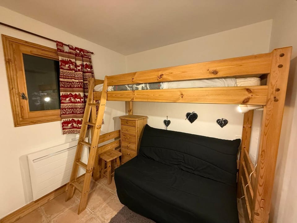 Appartement 4 pers, 10 min des Saisies, vue montagnes - FR-1-293-405 Apartment in Villard-sur-Doron