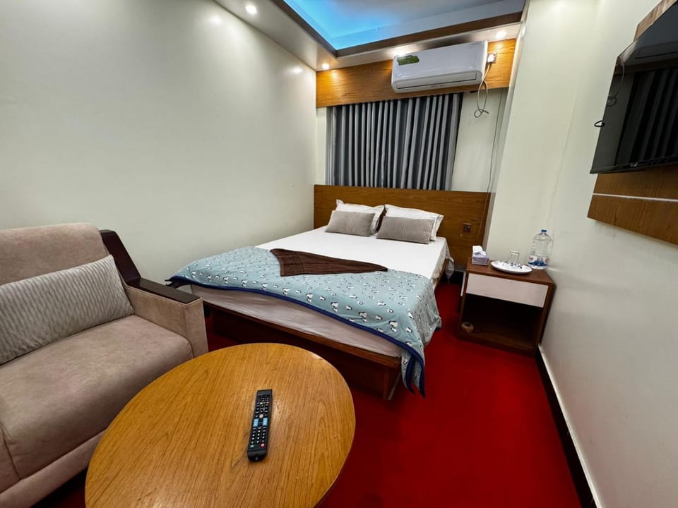 Hotel Al-Hayat Abasik Hotel in Dhaka