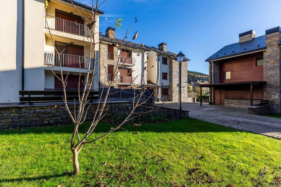 Tu Hogar en el Pirineo Aventura y Montaña Apartment in Villanúa