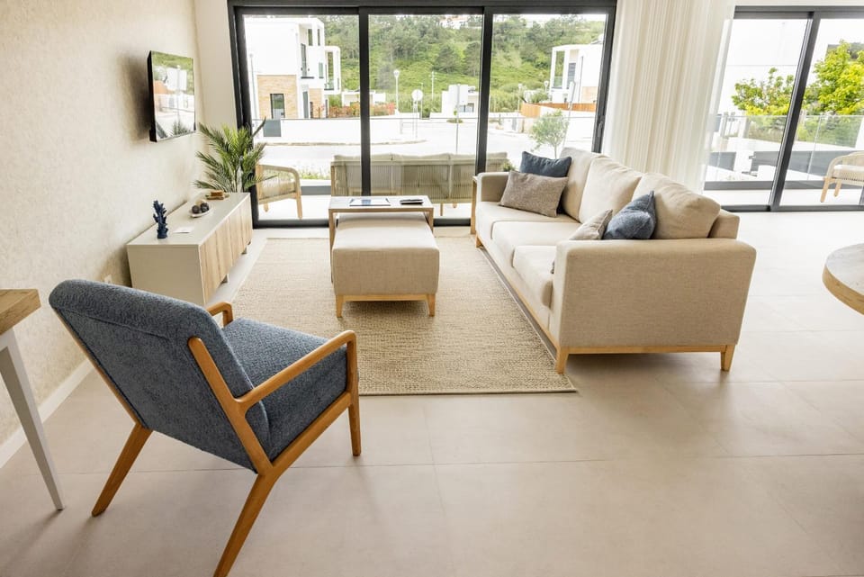 Communal lounge/ TV room, Living room