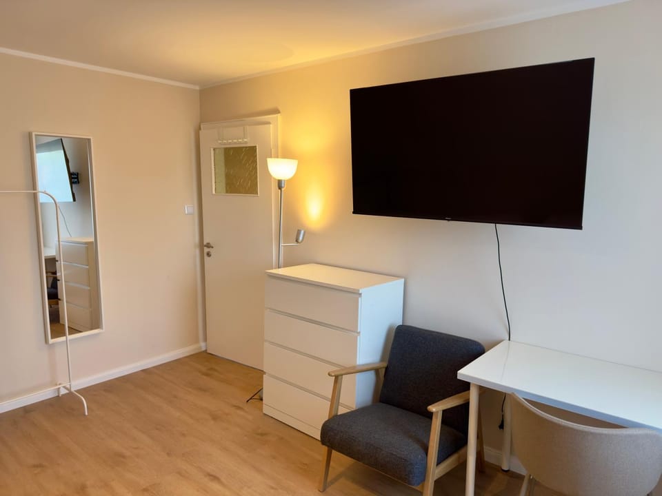 TV and multimedia, wardrobe