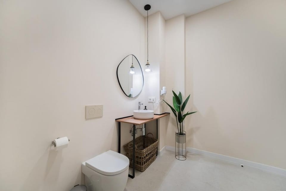 Toilet, Bathroom