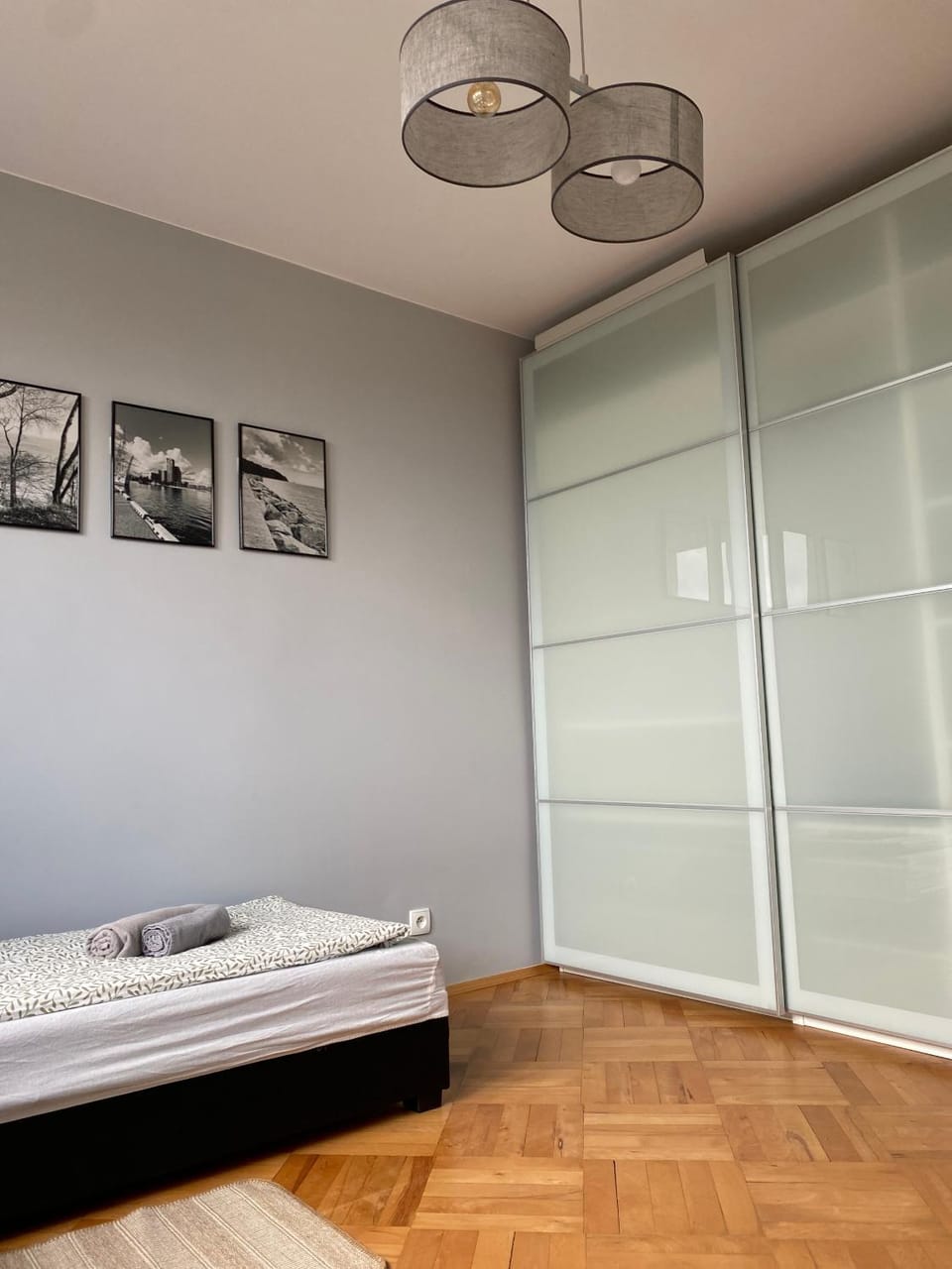 Bed, Photo of the whole room, Bedroom, wardrobe