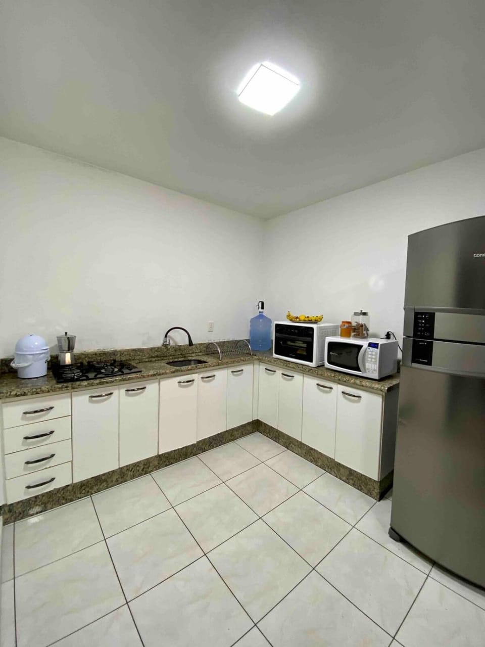 Kitchen or kitchenette, oven, pet friendly, stove, toaster