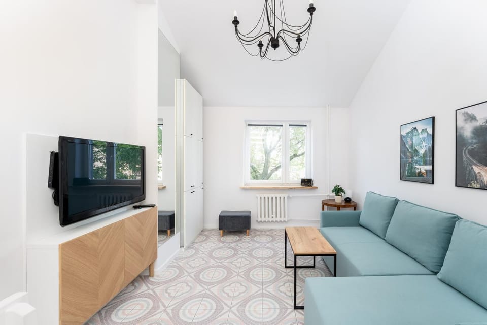 Communal lounge/ TV room, TV and multimedia, Living room