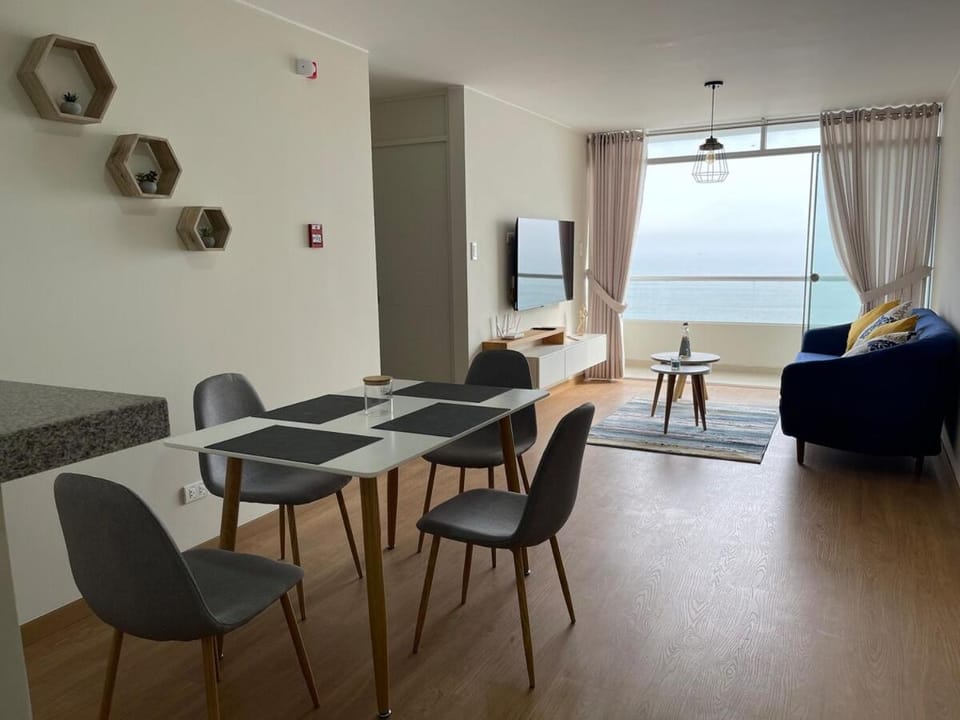 An apartment with an ocean view Apartment in La Perla