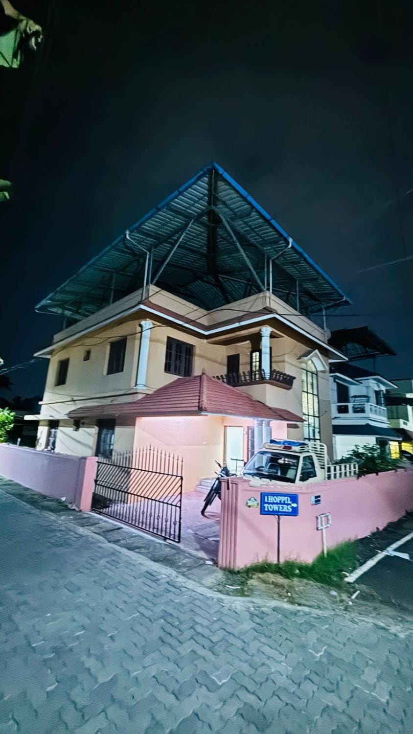 Empire Hostel Hostel in Kochi