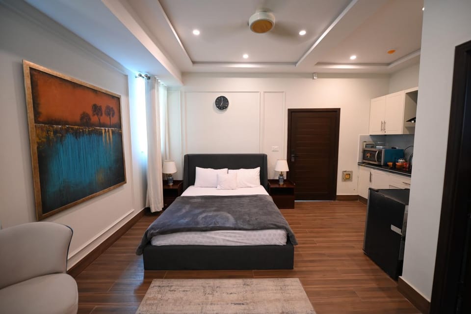 De Elevè 02'- Designer Studio Apartment Apartment in Islamabad