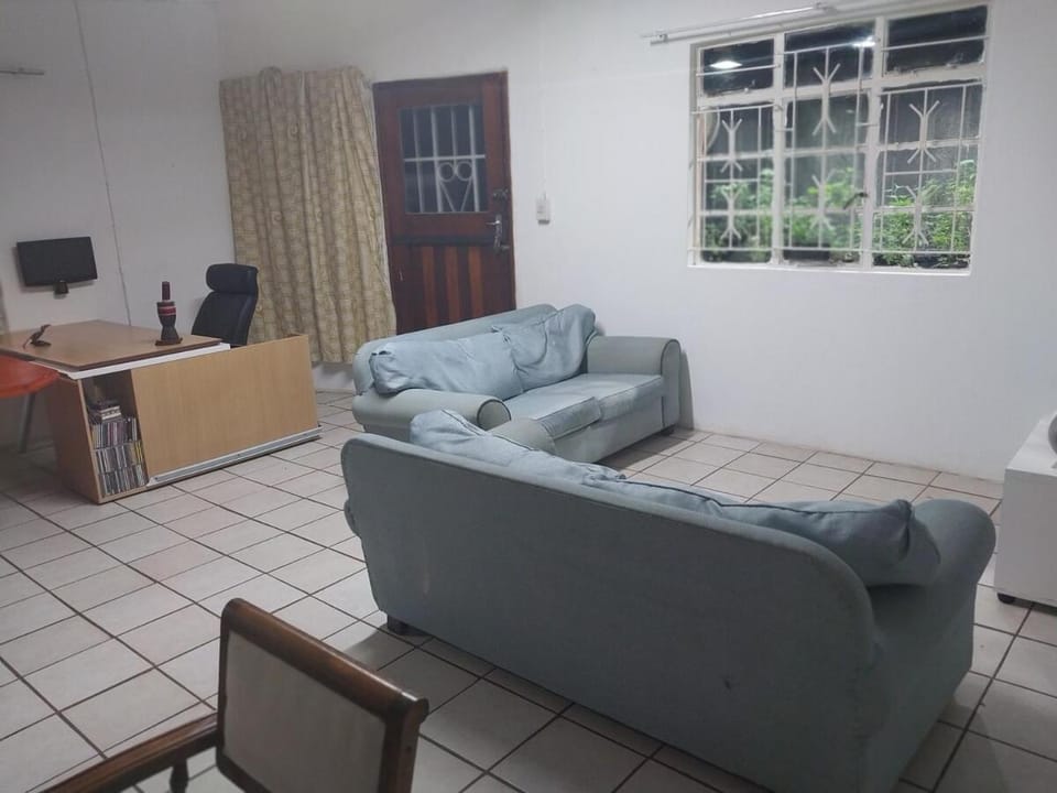 Living room, Evening entertainment