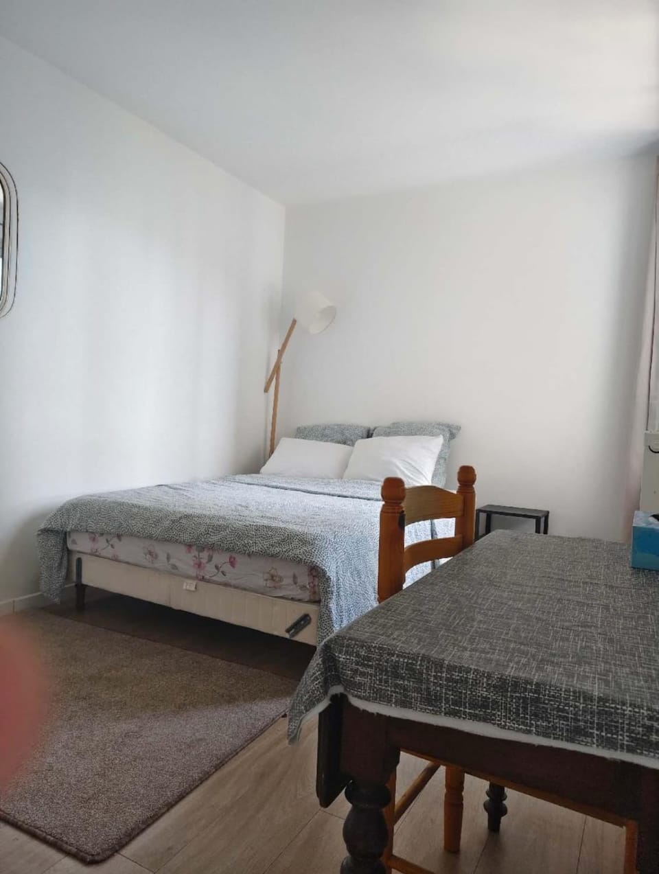 4 bedrooms, La Défense, 5 min walk to metro Apartment in Puteaux