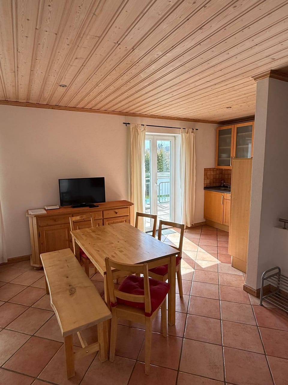 TV and multimedia, Dining area, kitchen