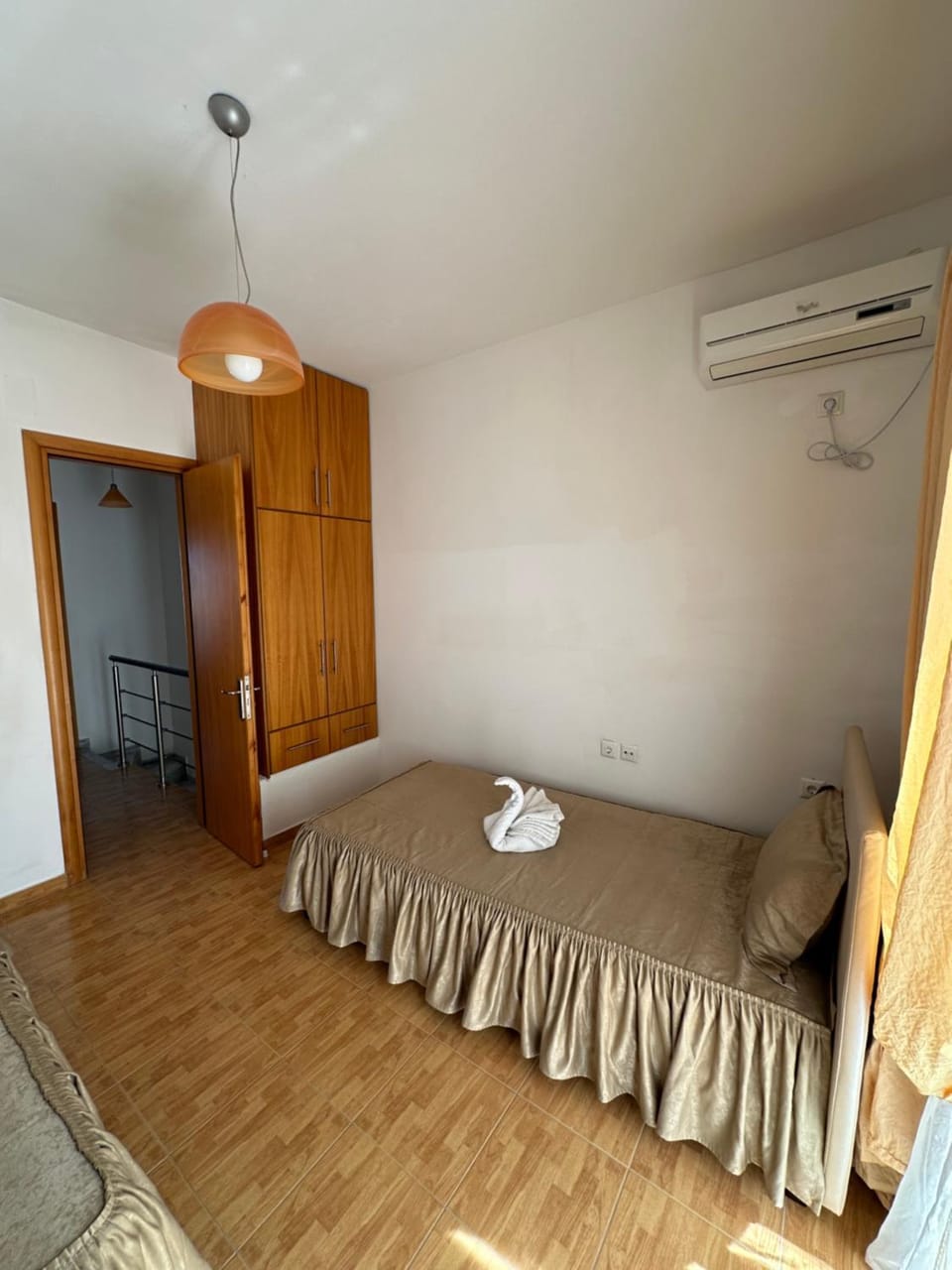 Bed, Photo of the whole room, Bedroom, towels, wardrobe, air conditioner