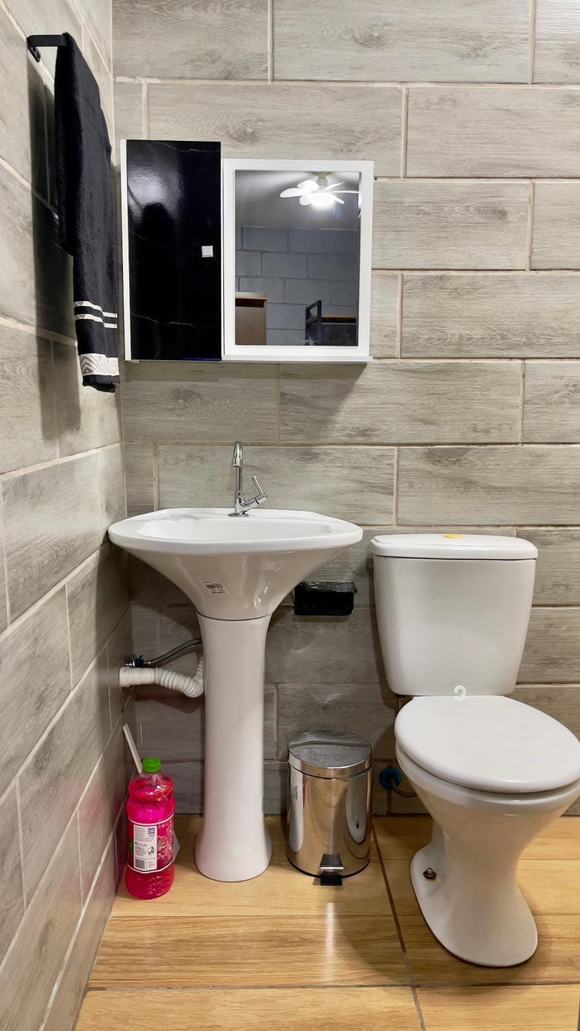 Toilet, Bathroom