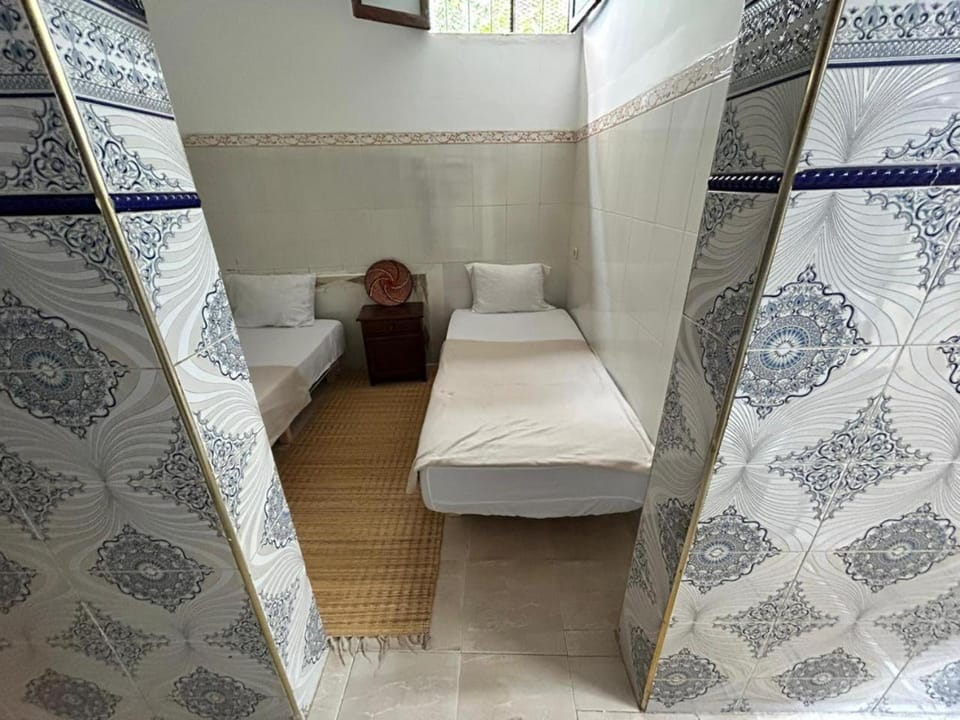 Bed, Bathroom, Photo of the whole room, Bedroom