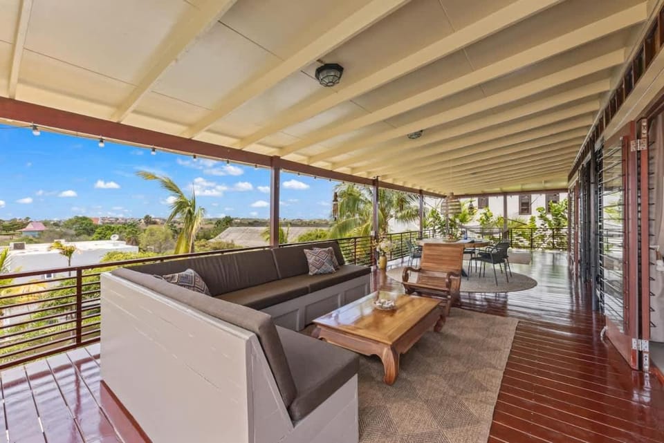 Bali Suites - Penthouse Apartment in Jan Thiel