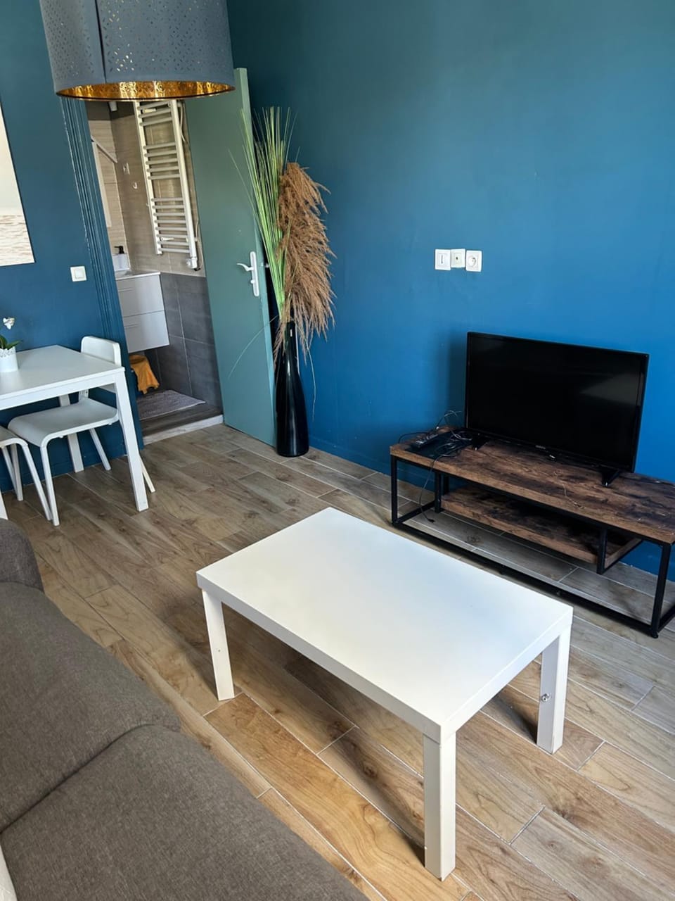 Communal lounge/ TV room, TV and multimedia, Living room