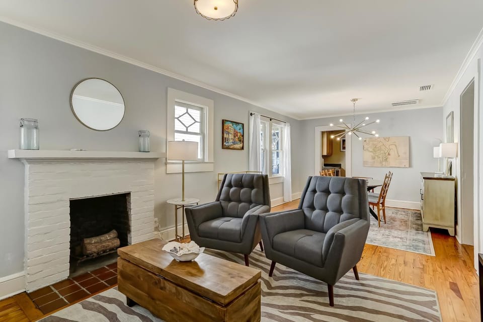 Come enjoy this charming newly renovated 3 bedroom 2 bath home in historic district o Fernandina House in Fernandina Beach