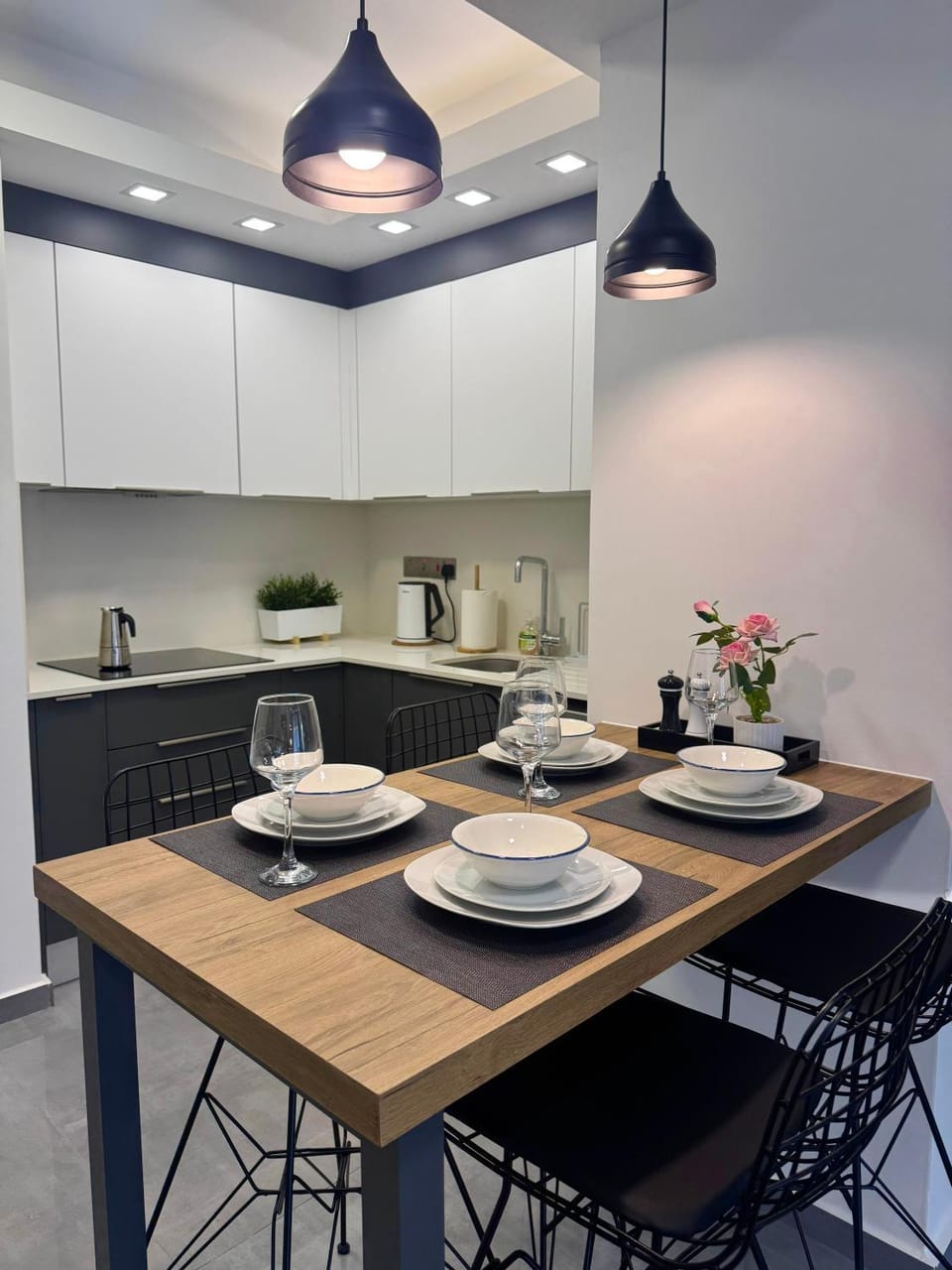 Wakacyjny apartament w Courtyard Long Beach Holiday Resort Apartment in Larnaca
