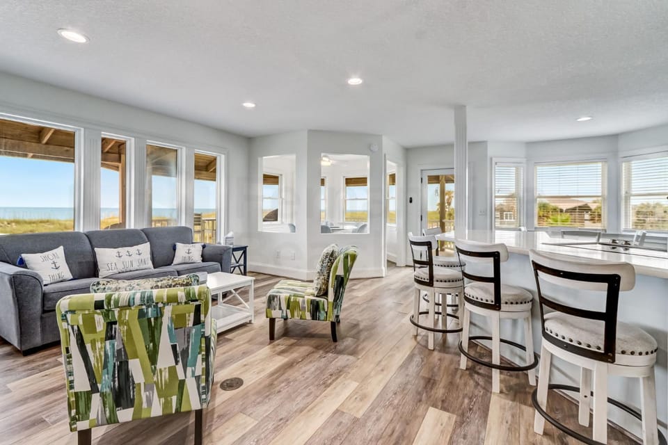 New Listing! Stunning Oceanfront 4-bedroom 3 bath house nestled on the quiet end of the island. House in Fernandina Beach