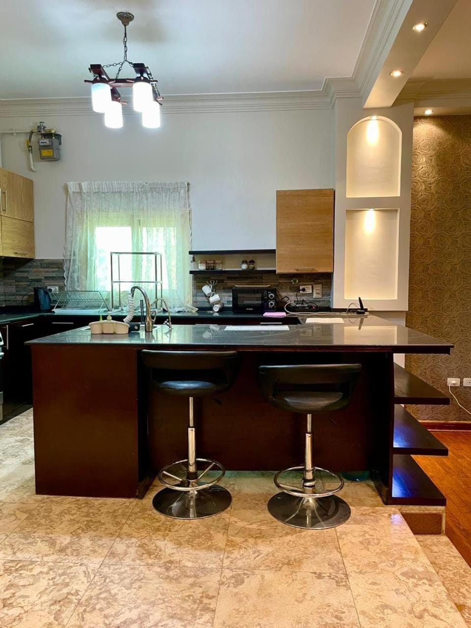 Kitchen or kitchenette, Dining area, stove