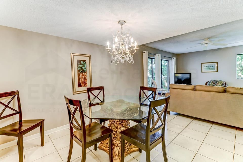 2070 Beachwood Light, Bright and Airy condo at Amelia Island Plantation House in Amelia Island