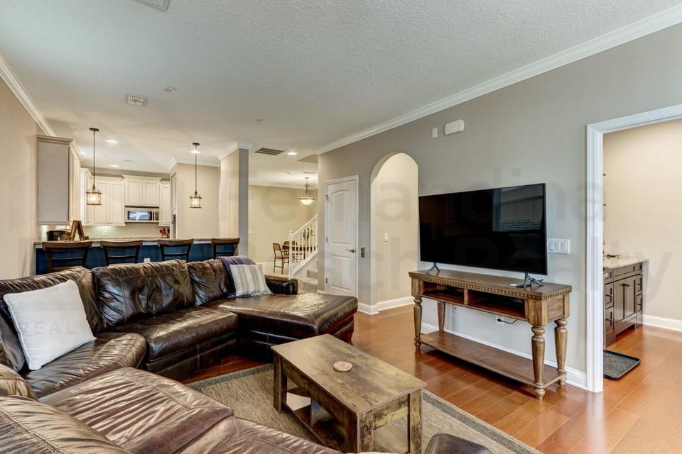 Dog Friendly - 3 Story - Spacious End Unit - Within Walking Distance to the Ocean! 2142 Cape Sound House in Fernandina Beach