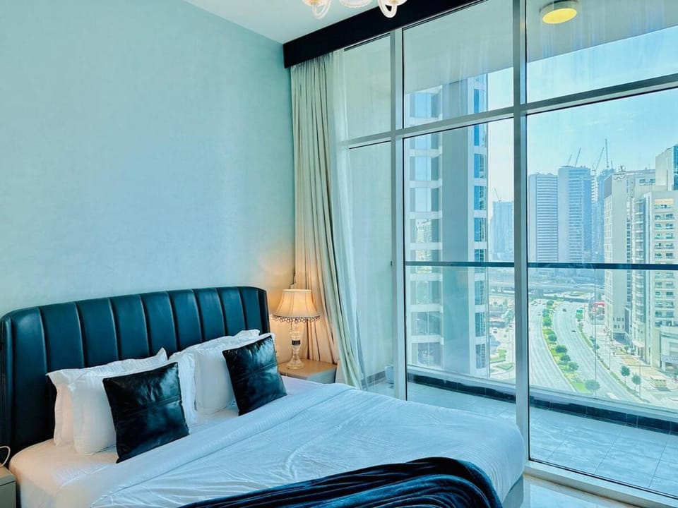 1Bhk Converted To 2Bhk Near Downtown Canal View Apartment in Dubai