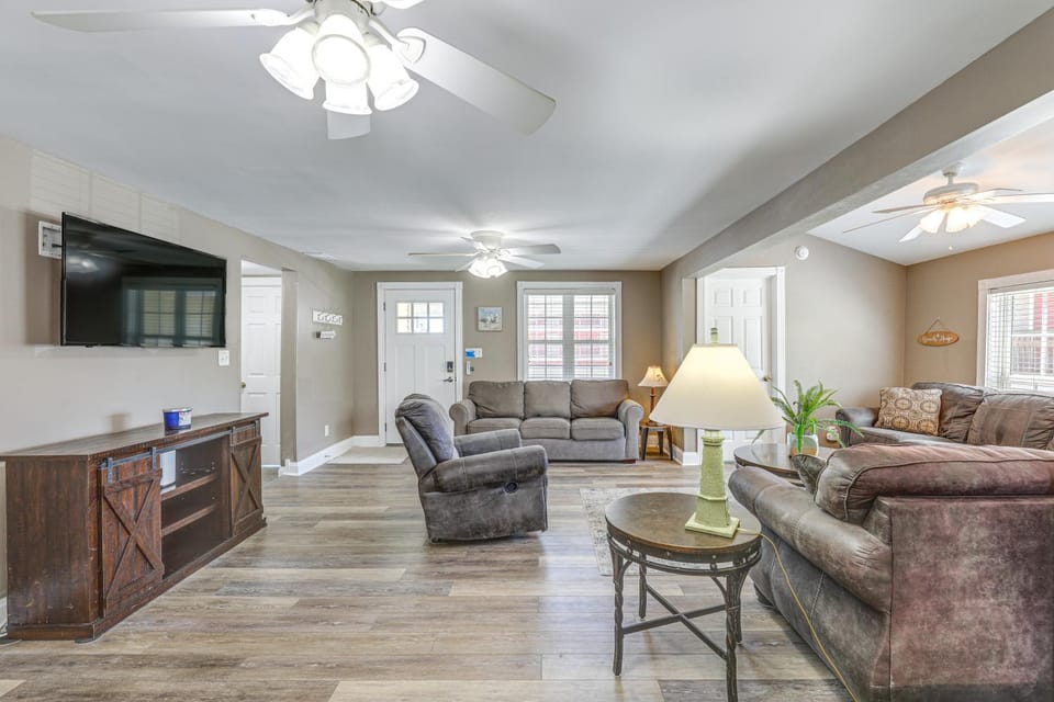 Steps to Shore: Newly Renovated Dewey Beach Home! House in Dewey Beach