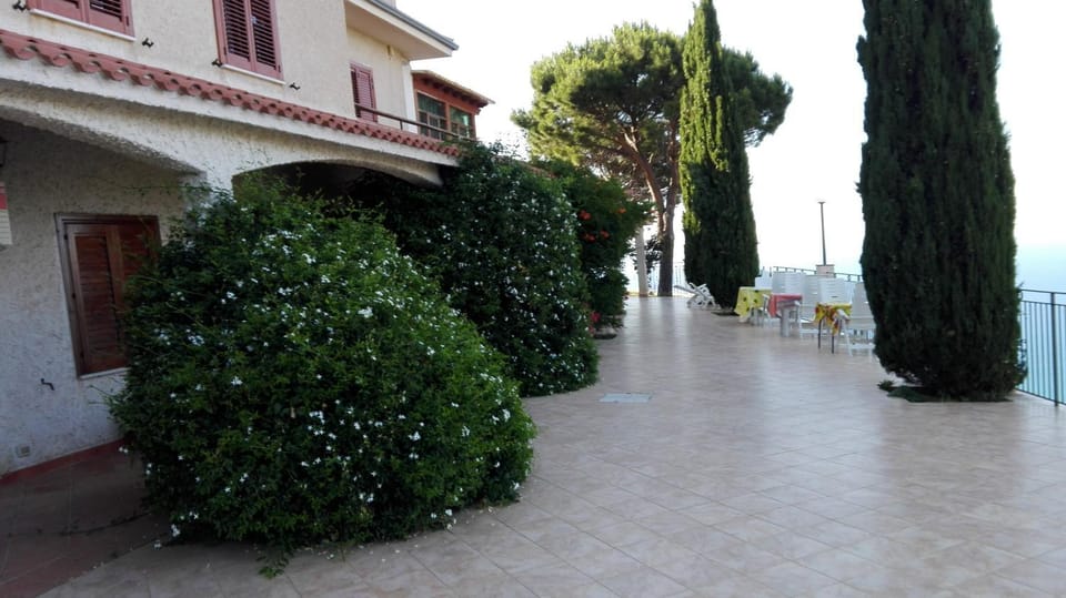 Garden, Balcony/Terrace, Garden view