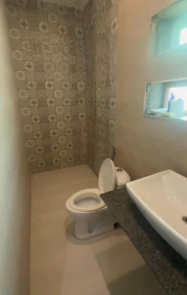 Cozy 1 Bed Studio on Canal Rd Apartment in Pakistan