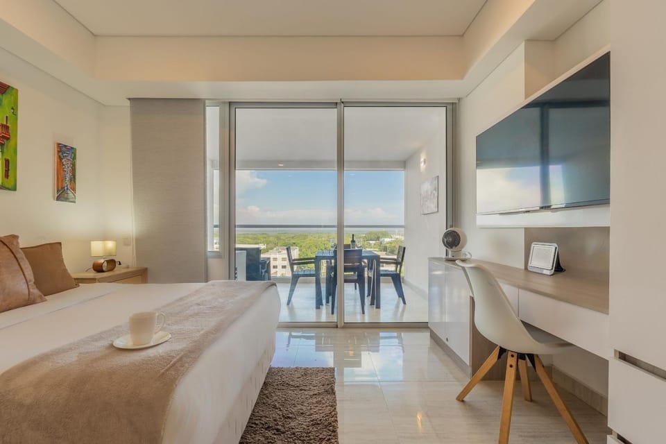 Suite Amanecer Hermoso Vista al Lago-Crespo CB736 Apartment in Cartagena
