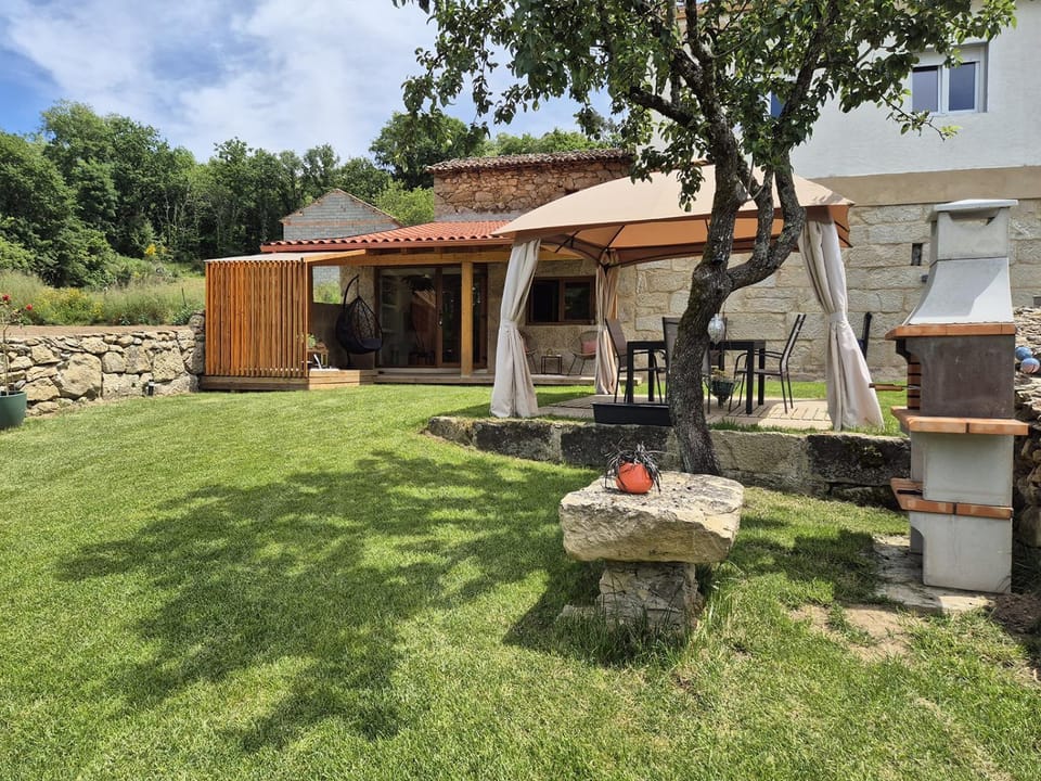 BBQ facilities, Garden