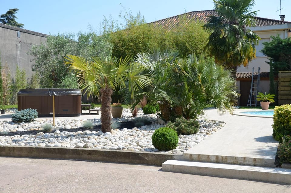 Garden, Garden