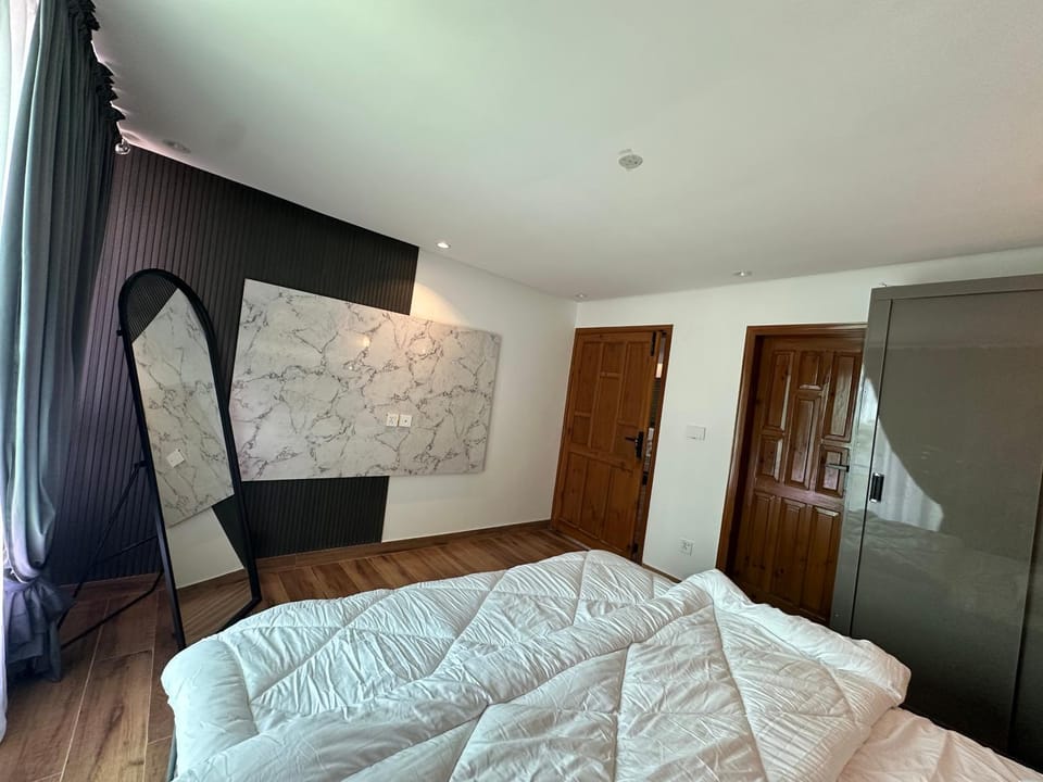 Bed, Photo of the whole room, Bedroom, wardrobe