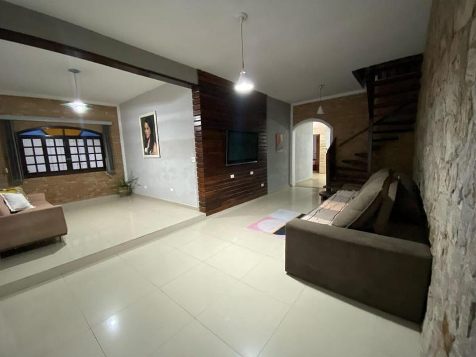 Reis Home House in Caraguatatuba