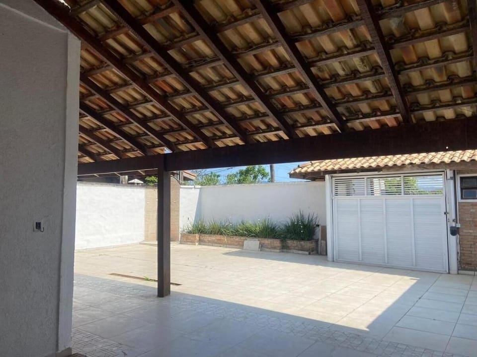 Reis Home House in Caraguatatuba